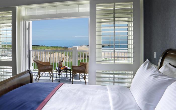 Madison Beach Hotel , Curio a Collection by Hilton