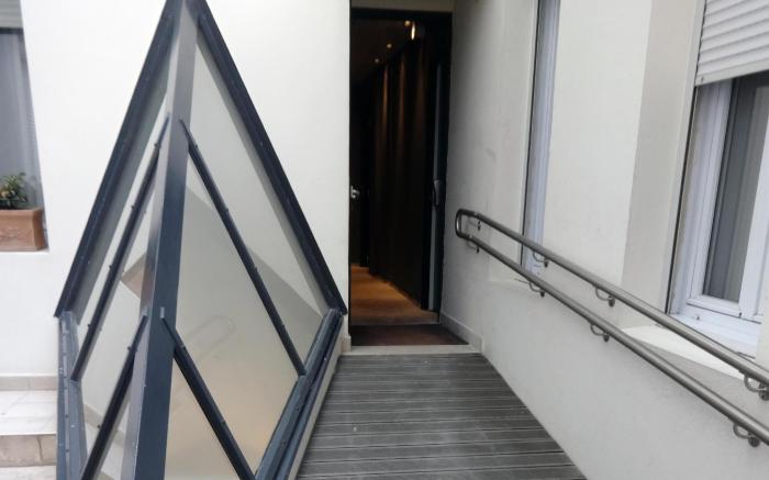 Libertel Canal Saint Martin Hotel