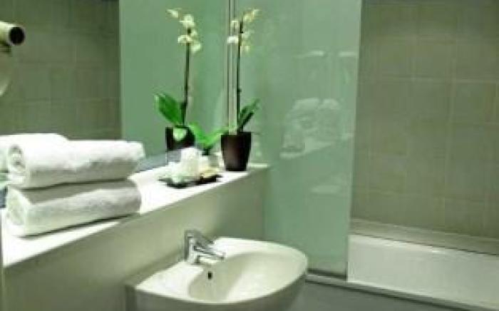 Hotel Paris Louis Blanc