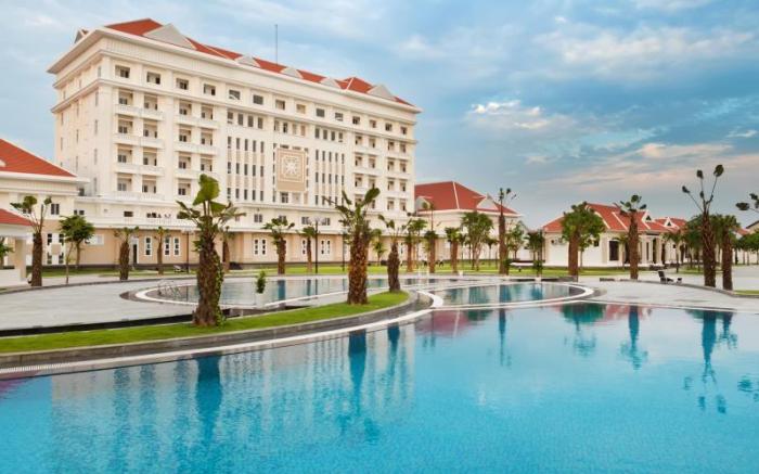 Ban Thach Riverside Hotel & Resort
