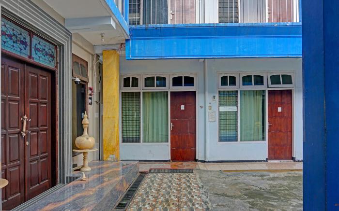 OYO Life 1711 Serayu Sumbersari Residence