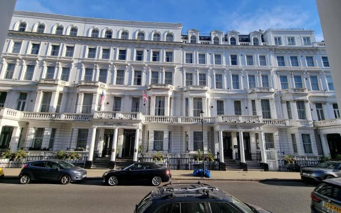 The Park City Grand Plaza Kensington Hotel