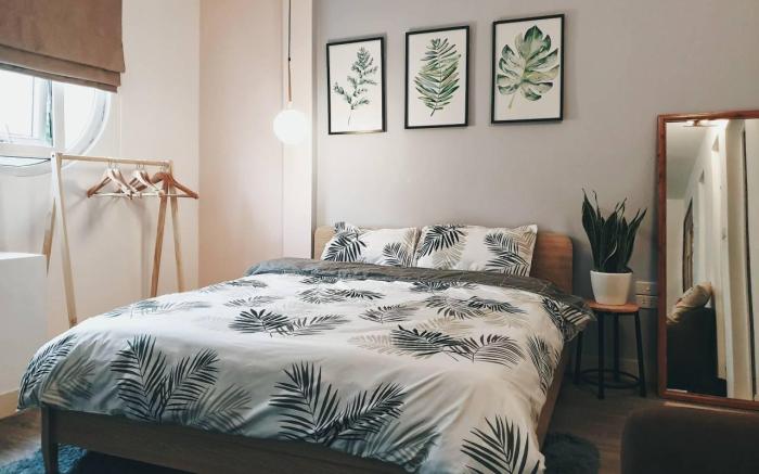 Center Hanoi rooms, free wifi, netflix tv washer