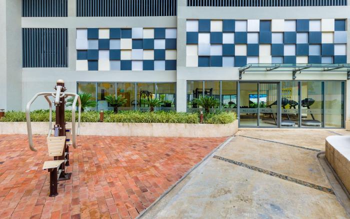 Romantic Cabana - Free Swimming Pool & Gym 