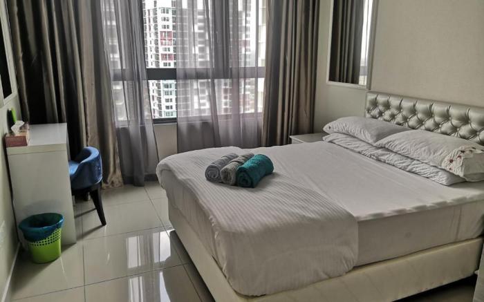 Dz Studio and Suite Parisien Tower @ i-City