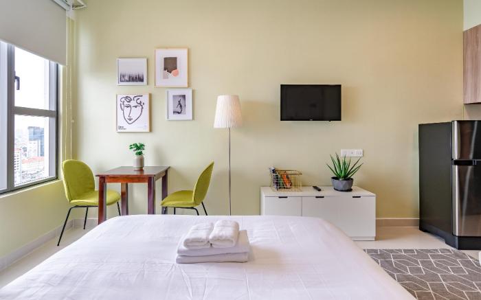 DannyHome - CBD APT, HIGH FLOOR Free Pool