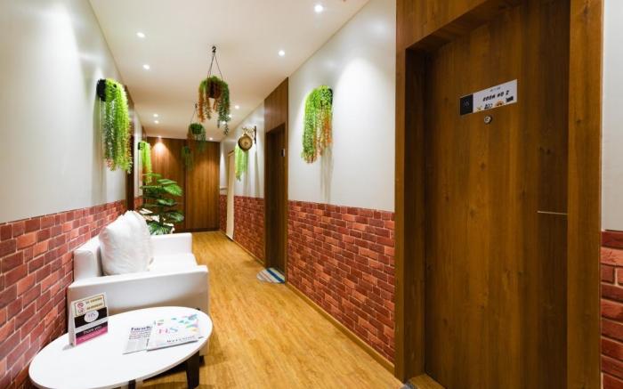 Perk 2 bedrooms +kitchen+ Wifi+close to station 