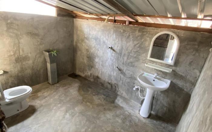 Budget Double Room in Kalpitiya with King Bed