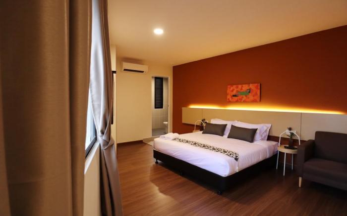 The Waterfront Apartments C303