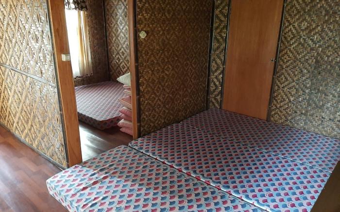 Rumah Kayu Villa Saung Naufal