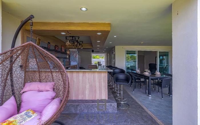 Cozy Modern 3 Bedroom Pool Villa (L70)