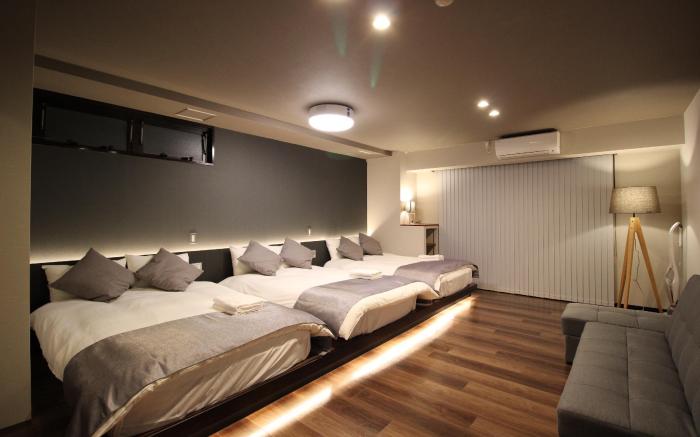 Disinfected room with projector 10 min from Umeda