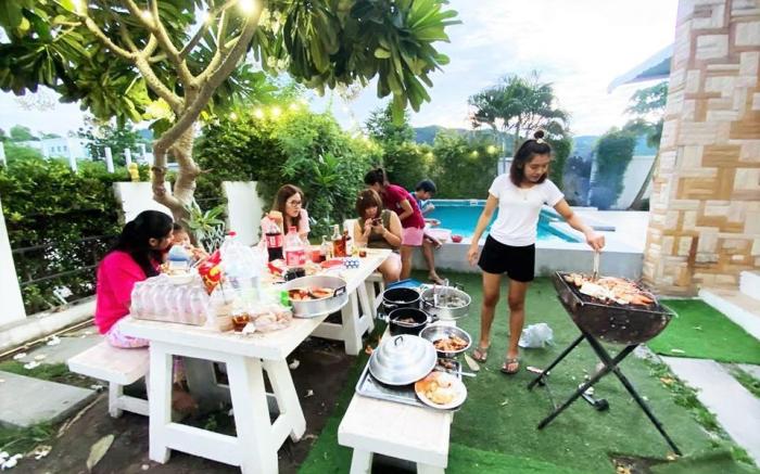Boonnada Pool Villa Huahin ( 3BR, 1European Kit.)
