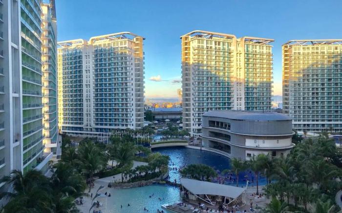 Azure Luxury Beachview 1BR Suite by VacationsPH