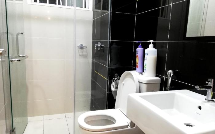 Puchong Skypod 8-10pax | Walk IOIMall 10min Sunway