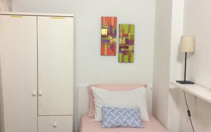Calv's Suria Kipark Damansara 3R2B 950sq Apartment