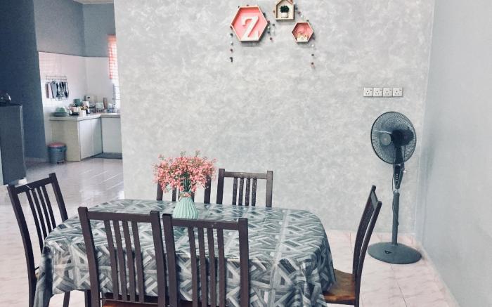 Deena Homestay (Utan Aji) Kangar