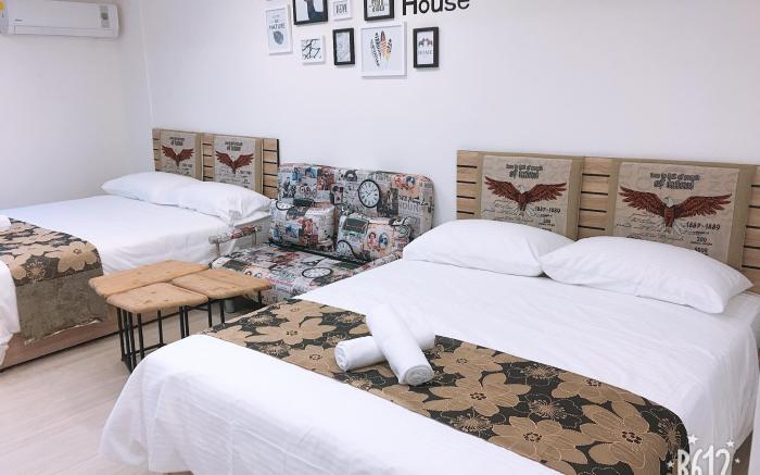 B Taipei Ximening Swome Home (MRT 6 minutes)