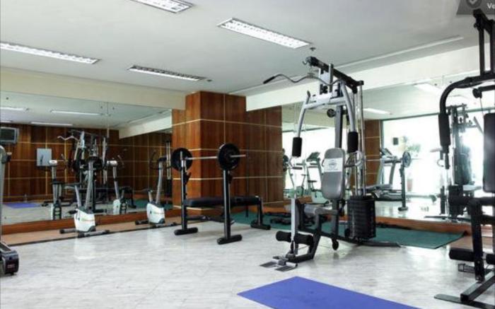 Condo With Balcony And Bay View, Malate,Manila