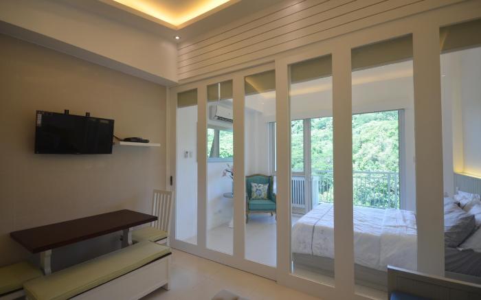 Chic 1BR @ Pico de Loro