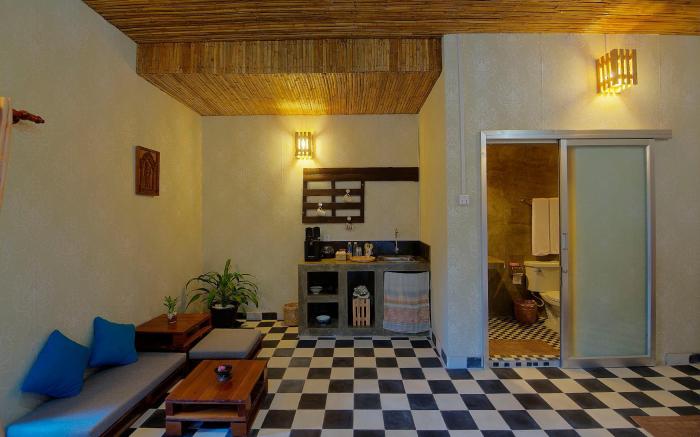 Old Khmer House 1Bed + Breakfast