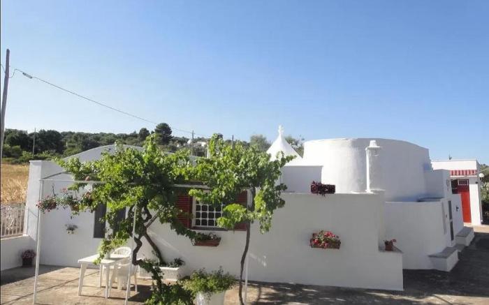 THE WHITETRULLO
