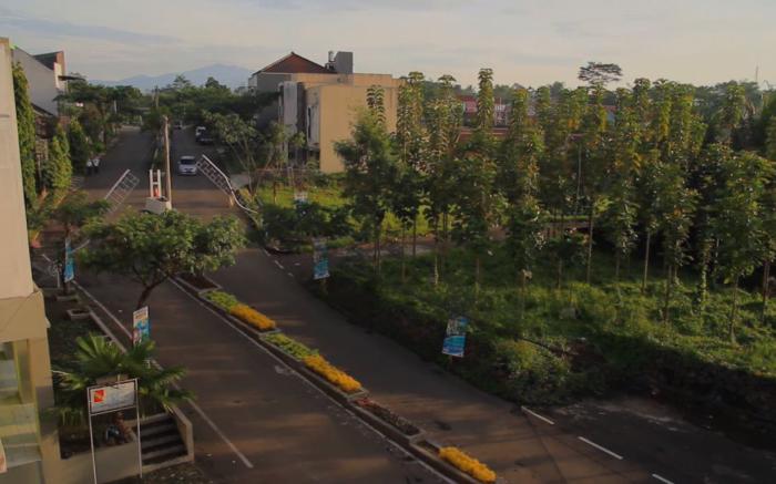Almeria House Lake and Hill View Tasikmalaya