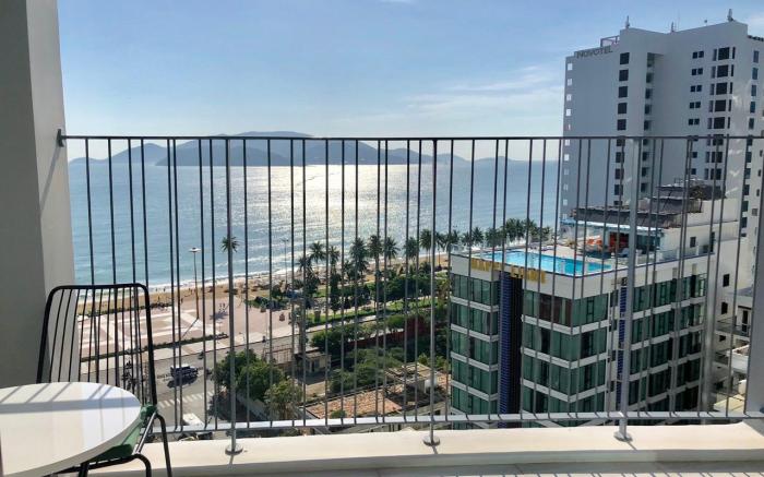 Sea view Family 2 adult 2 children Free Pool & Gym