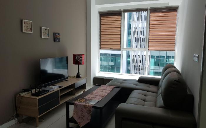 Sutera Avenue Near Imago Mall -5 pax kk city