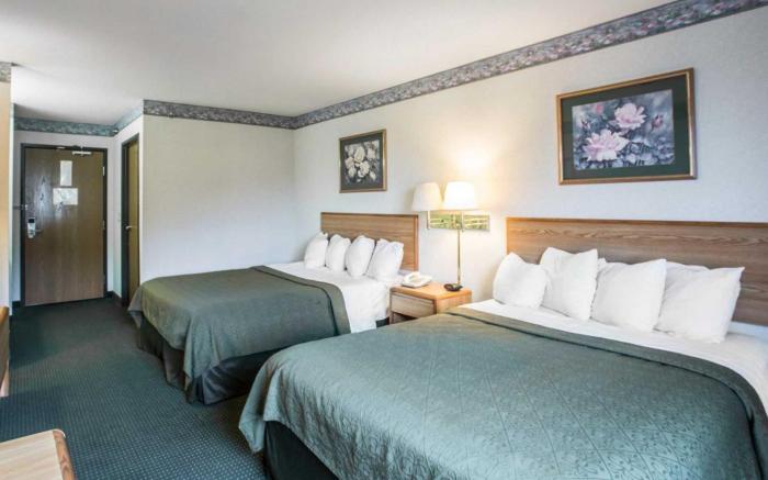 Quality Inn & Suites Caseyville - St. Louis