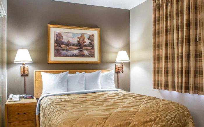 MainStay Suites Cedar Rapids North - Marion