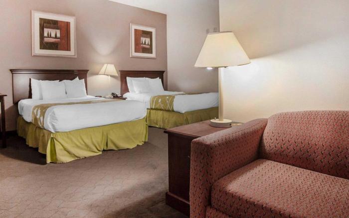 Econo Lodge Inn & Suites Fairgrounds