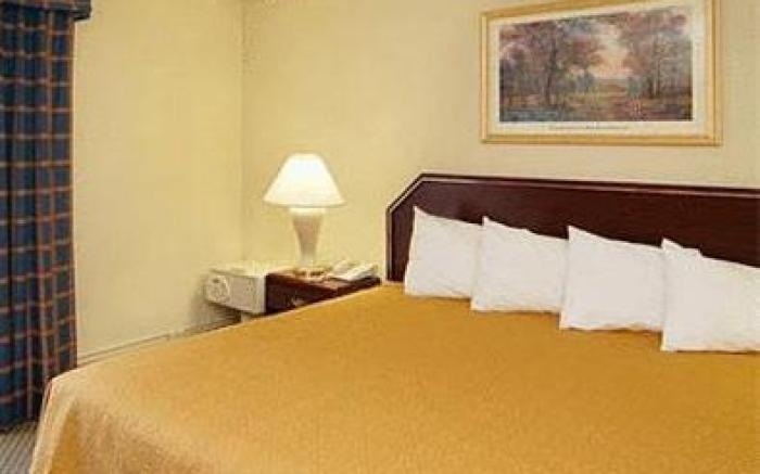 Quality Inn & Suites Everett
