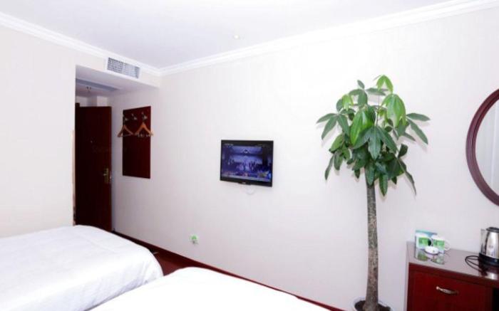 GreenTree Inn Jiangsu Nanjing Maqun Street Communication Technician Insititution Shell Hotel