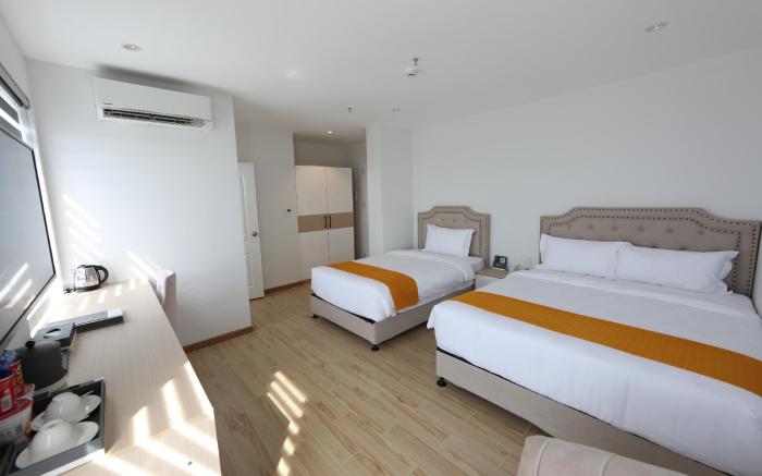 RHM Luxury Hotel And Suite
