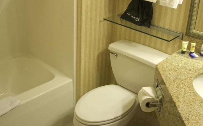 Comfort Inn & Suites Harrisburg-Hershey North