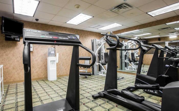 Holiday Inn Express And Suites Hawthorne Elmsford North