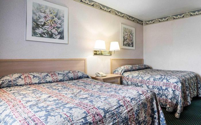 Rodeway Inn Monterey Near Fairgrounds