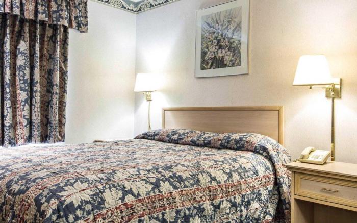 Rodeway Inn Monterey Near Fairgrounds