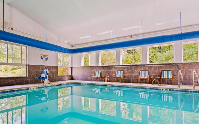 Best Western Plus New England Inn and Suites