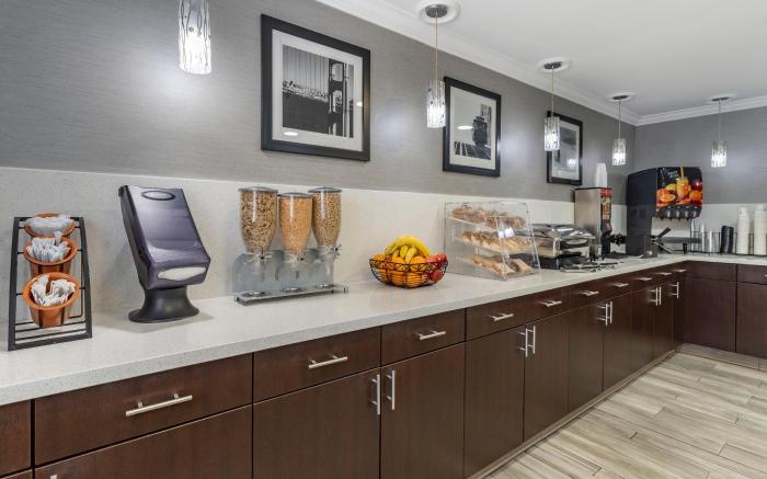 Best Western Plus Vineyard Inn