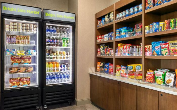 La Quinta Inn & Suites by Wyndham College Station North