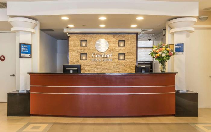 Comfort Inn & Suites LaGuardia Airport