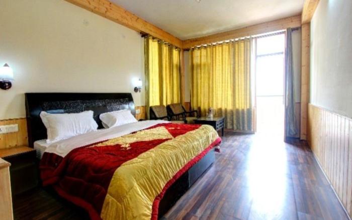 Hotel Manu Palace