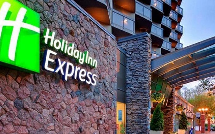 Holiday Inn Express Edmonton Downtown By IHG