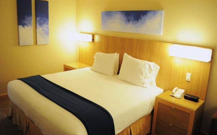 Holiday Inn Express-Langley By IHG