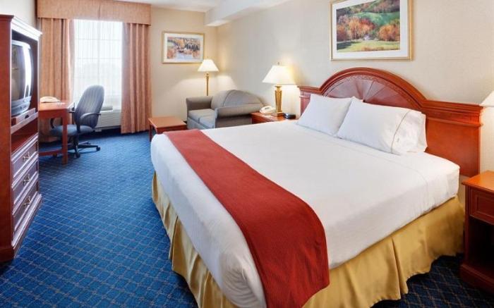 Holiday Inn Express Hotel & Suites Barrie By IHG
