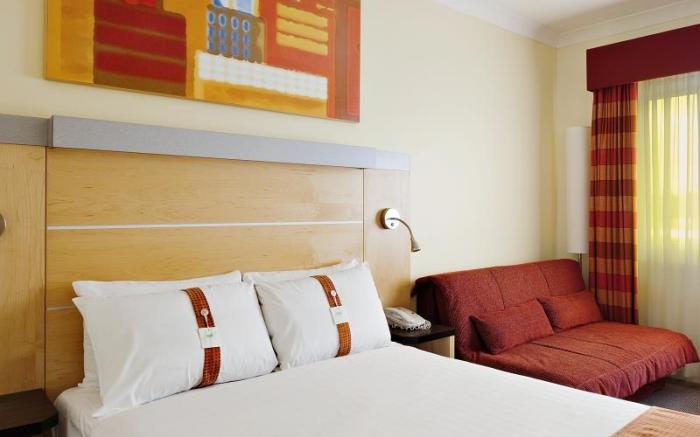 Holiday Inn Express Chester Racecourse By IHG
