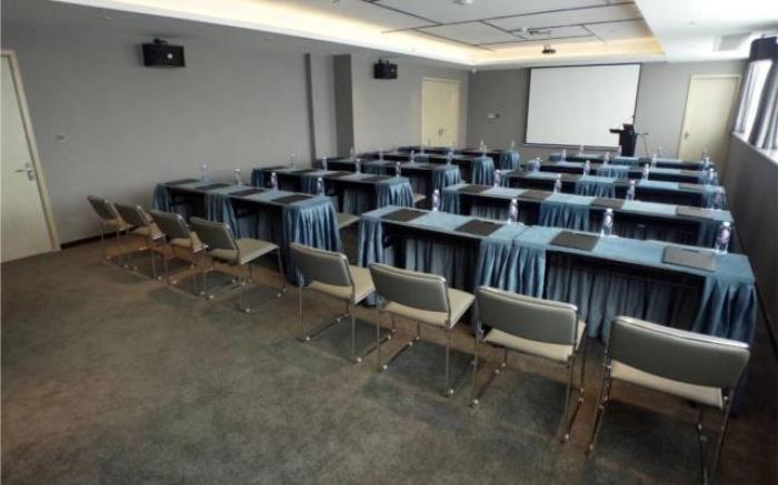 Echarm Hotel Guigang Wanda High-speed Railway Station