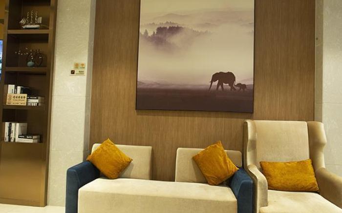Jtour Inn Huanggang Wuxue City Square